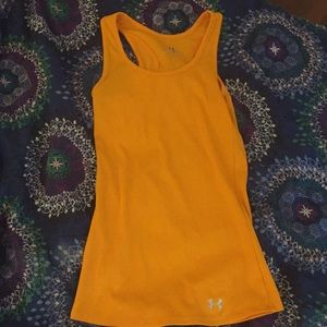 Athletic tank top